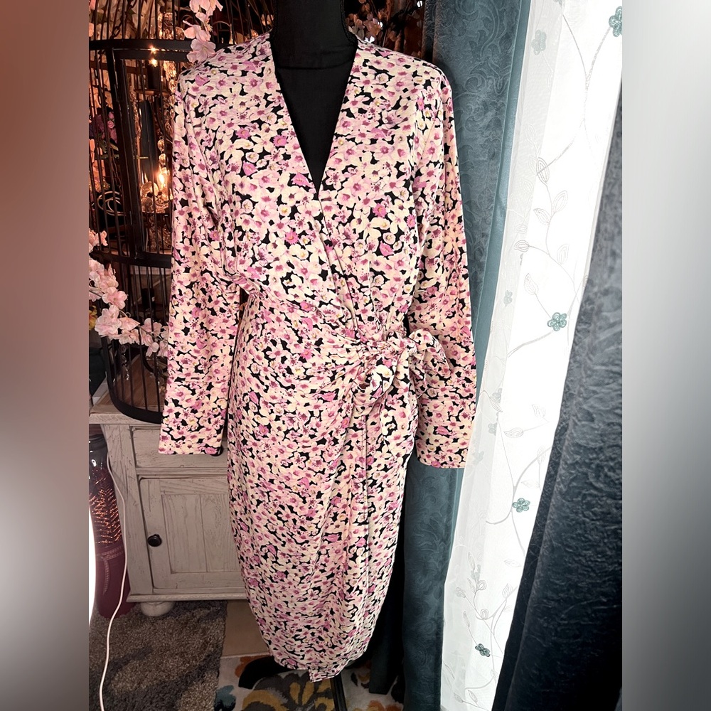 Blossoms wrap dress